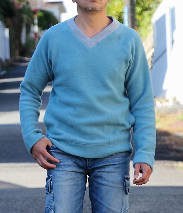 <img class='new_mark_img1' src='https://img.shop-pro.jp/img/new/icons5.gif' style='border:none;display:inline;margin:0px;padding:0px;width:auto;' />WOOL V/N PULLOVER