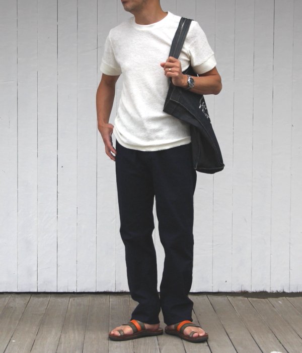 <img class='new_mark_img1' src='https://img.shop-pro.jp/img/new/icons5.gif' style='border:none;display:inline;margin:0px;padding:0px;width:auto;' /> Fab Garden   EASY LIGHT TROUSERS