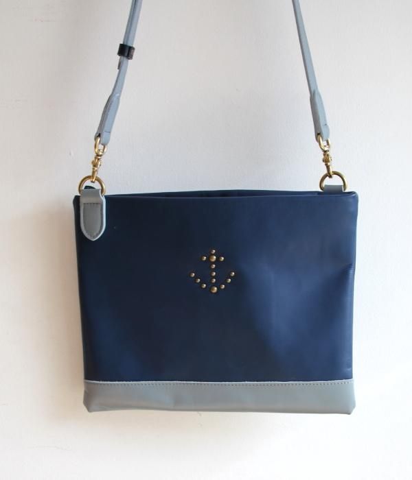 <img class='new_mark_img1' src='https://img.shop-pro.jp/img/new/icons5.gif' style='border:none;display:inline;margin:0px;padding:0px;width:auto;' />HIS-FACTORY + D&DBEACH LEATHER  SHOULDER BAG