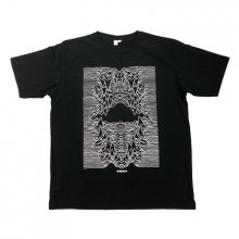WRENCH Tシャツ