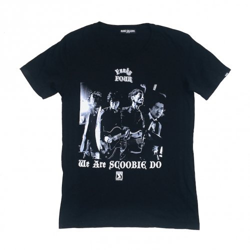 SCOOBIE DO × RUDE GALLERY_FUNKY FOUR × PLUS ONE MORE Tシャツ