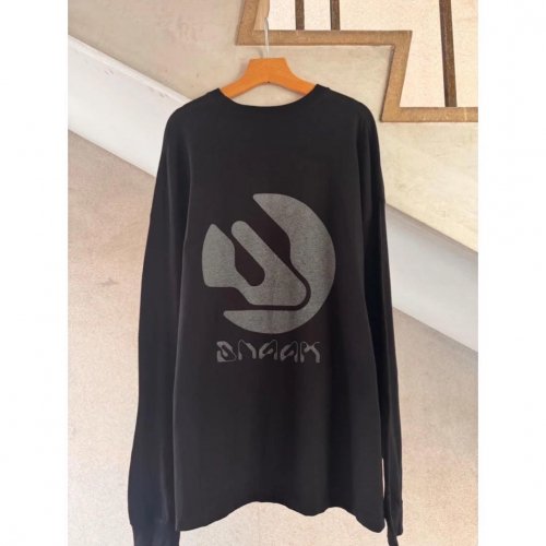 <img class='new_mark_img1' src='https://img.shop-pro.jp/img/new/icons5.gif' style='border:none;display:inline;margin:0px;padding:0px;width:auto;' />DNAAK_Reflect Print Logo T-Shirt (Long Sleeve)