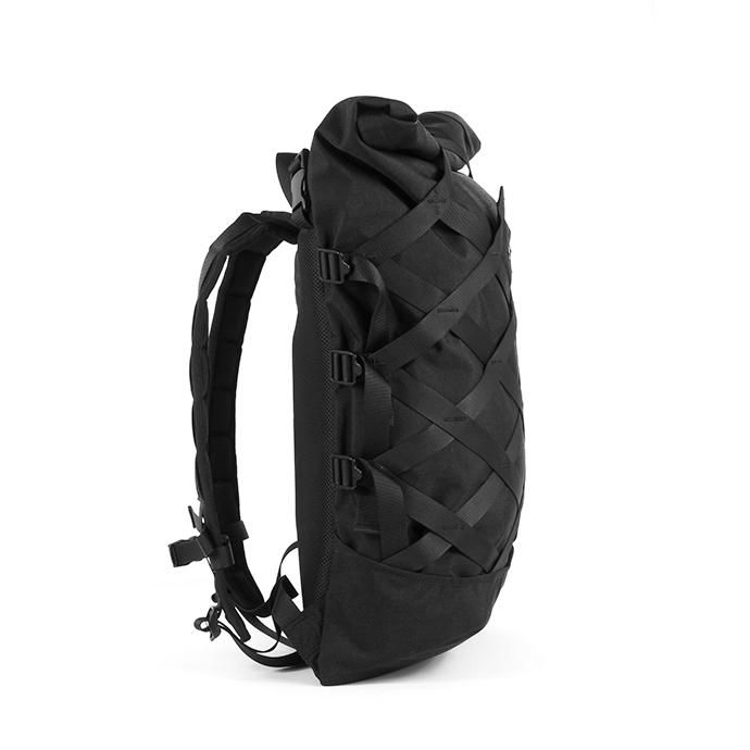 137059002 BRAASI INDUSTRY / WICKER - 28L Black 耐水ロールトップバックパック<img class='new_mark_img2' src='https://img.shop-pro.jp/img/new/icons47.gif' style='border:none;display:inline;margin:0px;padding:0px;width:auto;' /> 02