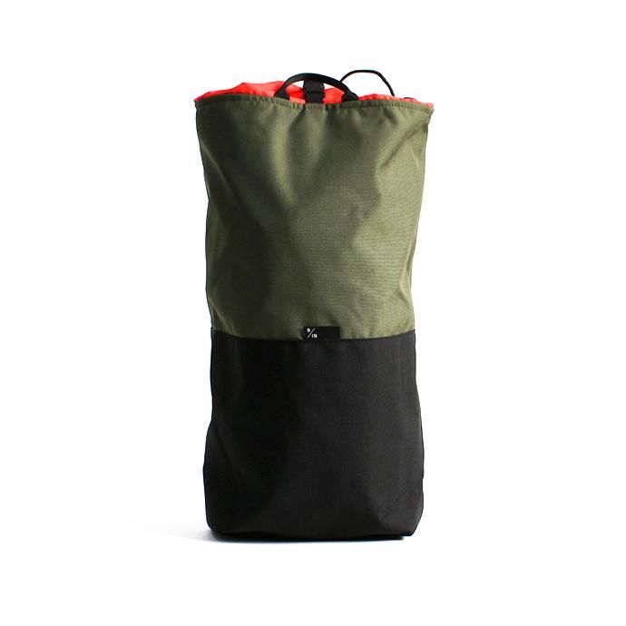 145408075 BRAASI INDUSTRY / TEKLA ALPINIST - 20L Olive 耐水バックパック 01
