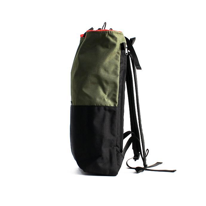 145408075 BRAASI INDUSTRY / TEKLA ALPINIST - 20L Olive 耐水バックパック 02