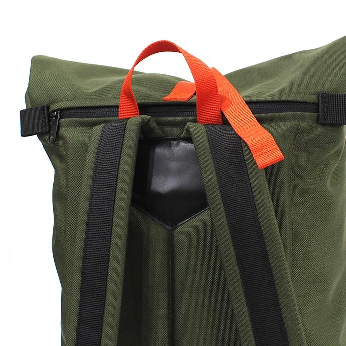 149219768 BRAASI INDUSTRY / LEVO - 25L Khaki/Orange 耐水ロールトップバックパック<img class='new_mark_img2' src='https://img.shop-pro.jp/img/new/icons47.gif' style='border:none;display:inline;margin:0px;padding:0px;width:auto;' /> 02