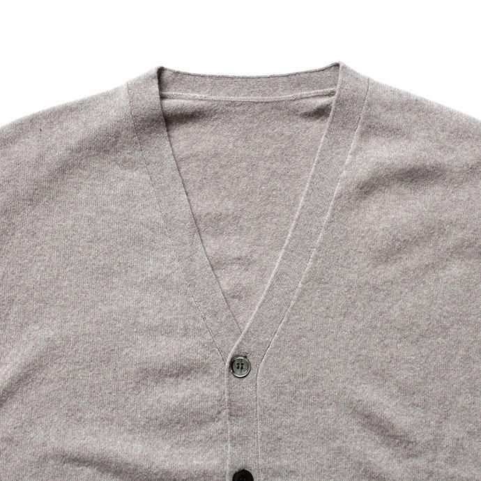 153686732 crepuscule / 2003-010 Cashmere cardigan - Beige カシミアニットカーディガン ベージュ<img class='new_mark_img2' src='https://img.shop-pro.jp/img/new/icons20.gif' style='border:none;display:inline;margin:0px;padding:0px;width:auto;' /> 02