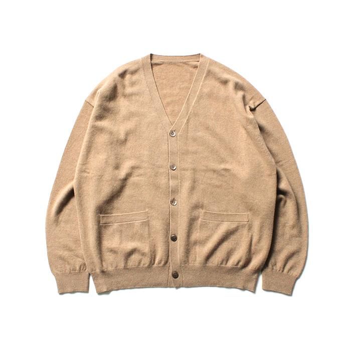 153686822 crepuscule / 2003-010 Cashmere cardigan - Camel カシミアニットカーディガン キャメル<img class='new_mark_img2' src='https://img.shop-pro.jp/img/new/icons20.gif' style='border:none;display:inline;margin:0px;padding:0px;width:auto;' /> 01