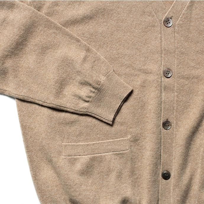 153686822 crepuscule / 2003-010 Cashmere cardigan - Camel カシミアニットカーディガン キャメル<img class='new_mark_img2' src='https://img.shop-pro.jp/img/new/icons20.gif' style='border:none;display:inline;margin:0px;padding:0px;width:auto;' /> 02