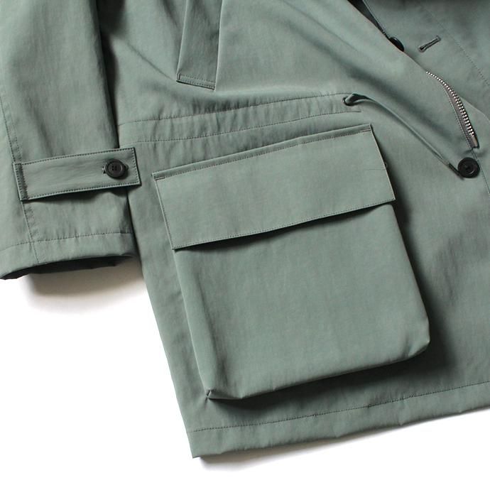 154353555 STILL BY HAND / CO03203 ナイロンフーデッドコート - Khaki<img class='new_mark_img2' src='https://img.shop-pro.jp/img/new/icons20.gif' style='border:none;display:inline;margin:0px;padding:0px;width:auto;' /> 02