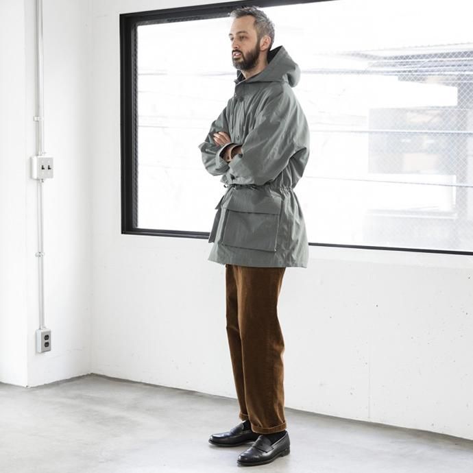 154353555 STILL BY HAND / CO03203 ナイロンフーデッドコート - Khaki<img class='new_mark_img2' src='https://img.shop-pro.jp/img/new/icons20.gif' style='border:none;display:inline;margin:0px;padding:0px;width:auto;' /> 02