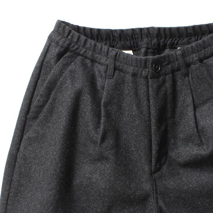 155237881 STILL BY HAND / PT05204 ウールメルトンパンツ - Charcoal 02