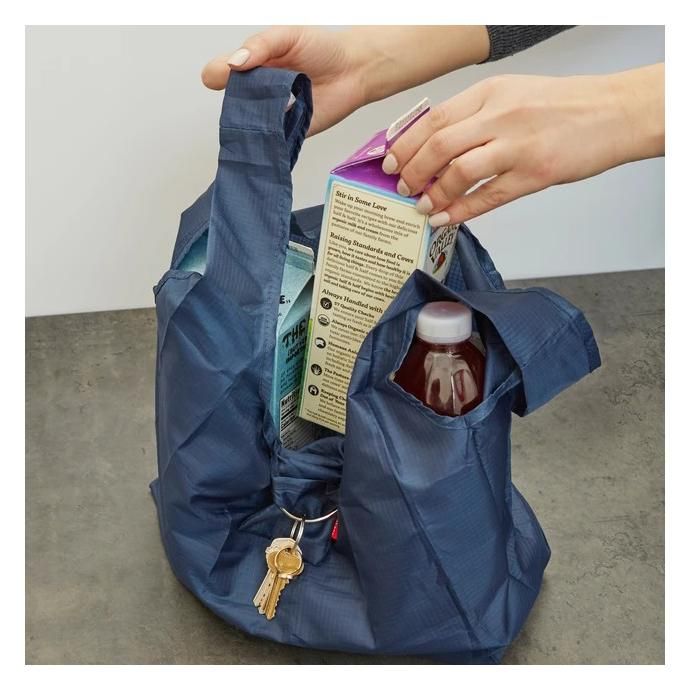 157123563 KIKKERLAND / Key Ring Shopping Bag - Blue キーリング ショッピングバッグ ネイビー エコバッグ<img class='new_mark_img2' src='https://img.shop-pro.jp/img/new/icons47.gif' style='border:none;display:inline;margin:0px;padding:0px;width:auto;' /> 02