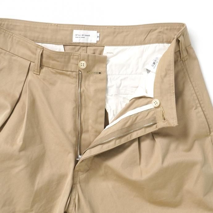 157290364 STILL BY HAND / PT01211 コットンギャバジンパンツ - Beige 02