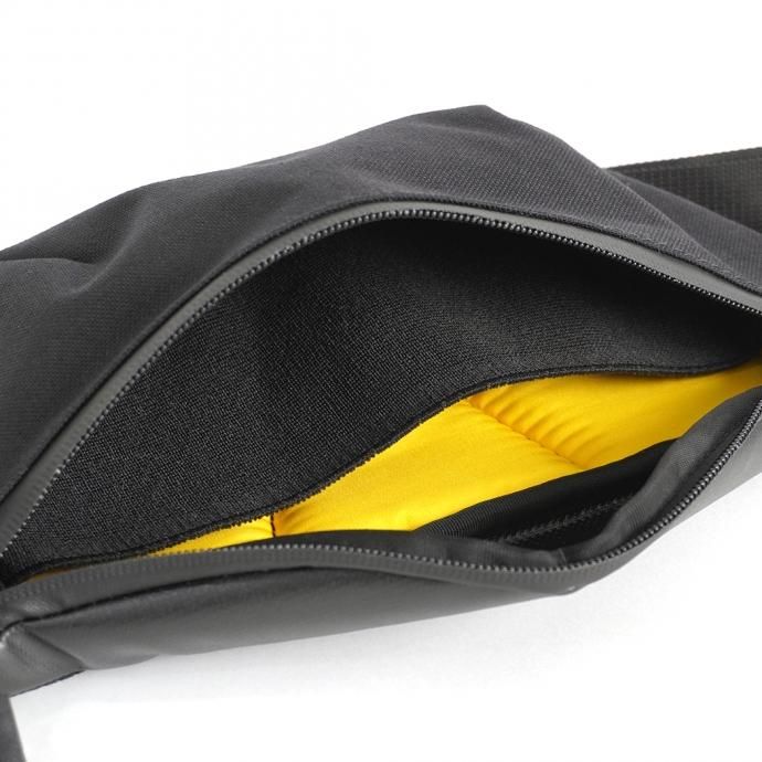 157325170 GUD / Waist Bag 3.0 - Black ウエストバッグ3.0 ブラック 02