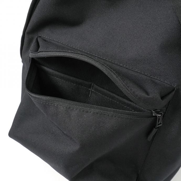 157325527 GUD / Daypack - Black デイパック ブラック 02