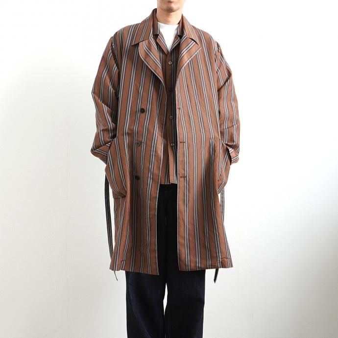 157624328 STILL BY HAND / CO02211 オリジナルストライプ素材 ガウンコート - Navy Stripe<img class='new_mark_img2' src='https://img.shop-pro.jp/img/new/icons47.gif' style='border:none;display:inline;margin:0px;padding:0px;width:auto;' /> 02