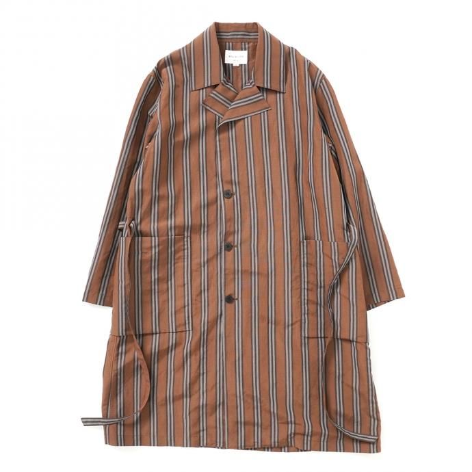 157624345 STILL BY HAND / CO02211 オリジナルストライプ素材 ガウンコート - Brown Stripe 01