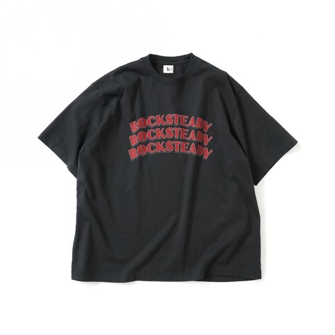 157870201 blurhms ROOTSTOCK / ROCKSTEADY Tee BIG ROOTS2119S21-A - InkBlack x Red ロックステディTシャツ インクブラック<img class='new_mark_img2' src='https://img.shop-pro.jp/img/new/icons47.gif' style='border:none;display:inline;margin:0px;padding:0px;width:auto;' /> 01