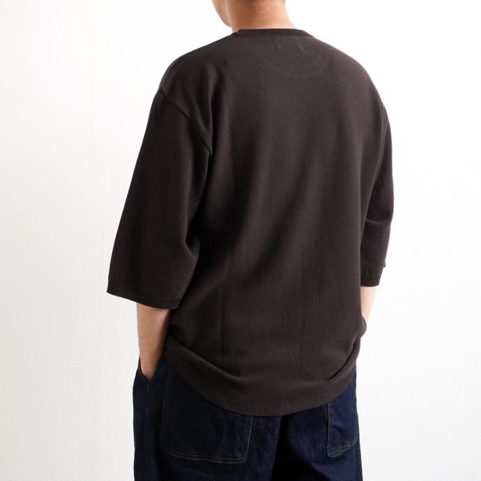 158126465 STILL BY HAND / KN04211 シルク混 ニットTシャツ - Brown 02