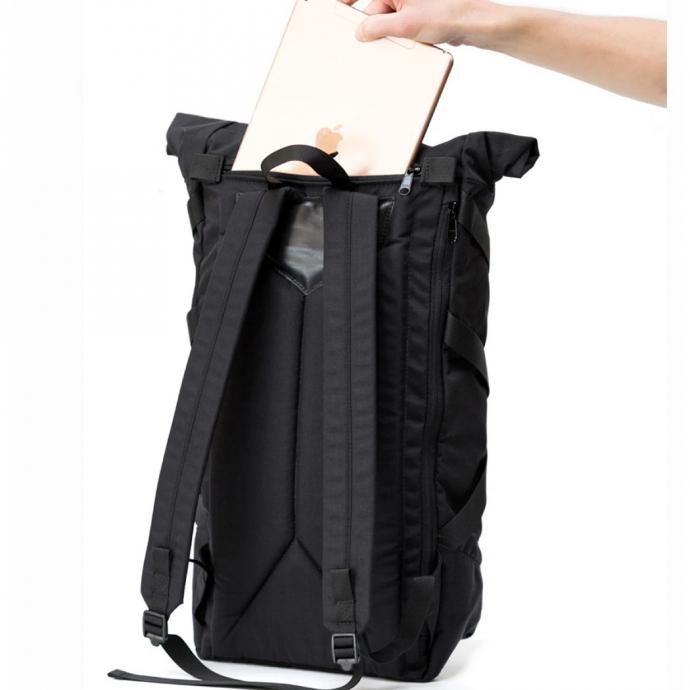158889622 BRAASI INDUSTRY / HENRY - 21L Desert 耐水ロールトップバックパック<img class='new_mark_img2' src='https://img.shop-pro.jp/img/new/icons20.gif' style='border:none;display:inline;margin:0px;padding:0px;width:auto;' /> 02