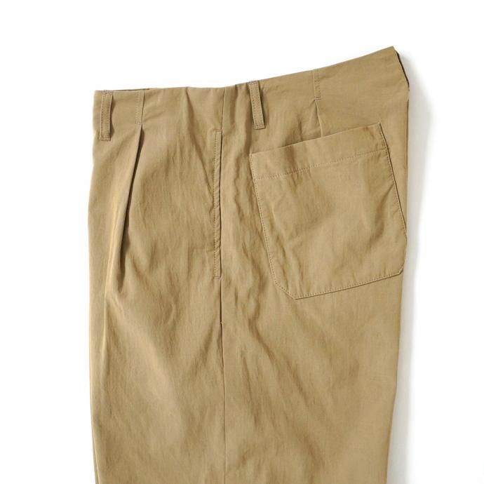 159951791 STILL BY HAND / PT01212 コットンギャバジン ショーツ - Beige 02
