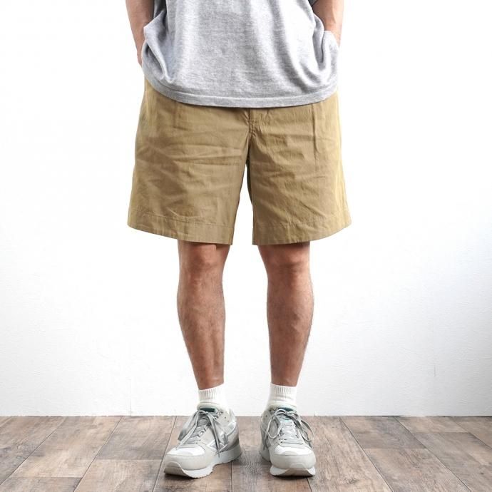 159951791 STILL BY HAND / PT01212 コットンギャバジン ショーツ - Beige 02