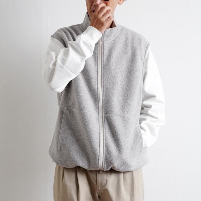 163378472 STILL BY HAND / VE02213 ウールパイルベスト - Taupe 02