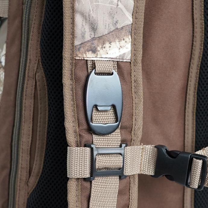 168077592 IGLOO イグルー / Realtree EDGE ソフトクーラーバックパック GIZMO BACKPACK 30CANS<img class='new_mark_img2' src='https://img.shop-pro.jp/img/new/icons47.gif' style='border:none;display:inline;margin:0px;padding:0px;width:auto;' /> 02