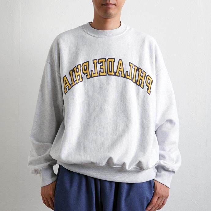 170328224 blurhms ROOTSTOCK / Soft&Hard Sweat Crew-neck PRINT Big - HeatherWhitexPhila bROOTS22F22P<img class='new_mark_img2' src='https://img.shop-pro.jp/img/new/icons47.gif' style='border:none;display:inline;margin:0px;padding:0px;width:auto;' /> 02