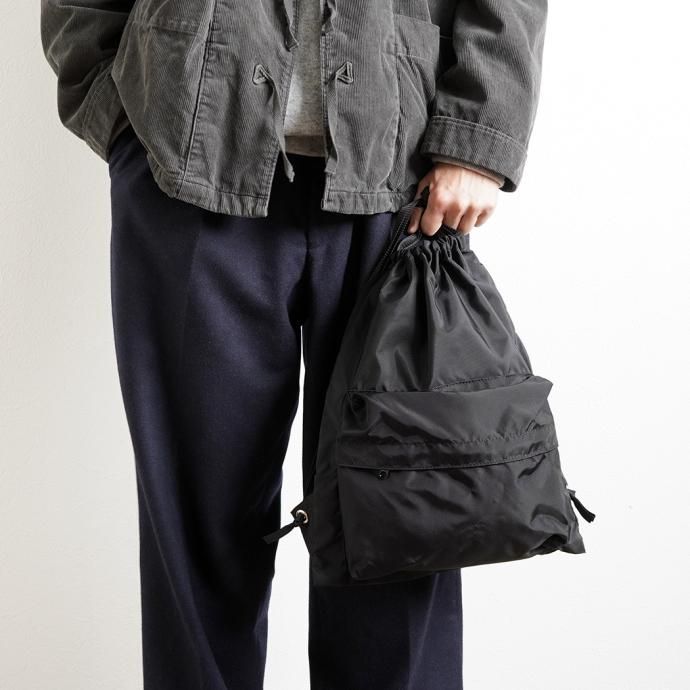 172012168 SMOKE T ONE / THE ONE SACK PACK - Black<img class='new_mark_img2' src='https://img.shop-pro.jp/img/new/icons47.gif' style='border:none;display:inline;margin:0px;padding:0px;width:auto;' /> 02