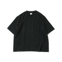 blurhms ROOTSTOCK / Classic Tee S/S Pocket BIG - Black コットンビッグポケットTシャツ bROOTS23S27<img class='new_mark_img2' src='https://img.shop-pro.jp/img/new/icons47.gif' style='border:none;display:inline;margin:0px;padding:0px;width:auto;' />