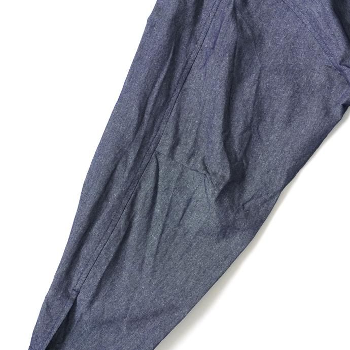 173501223 STILL BY HAND / BL06231 - INDIGO BLUE ペーパーシャンブレー スタンドカラージャケット 02