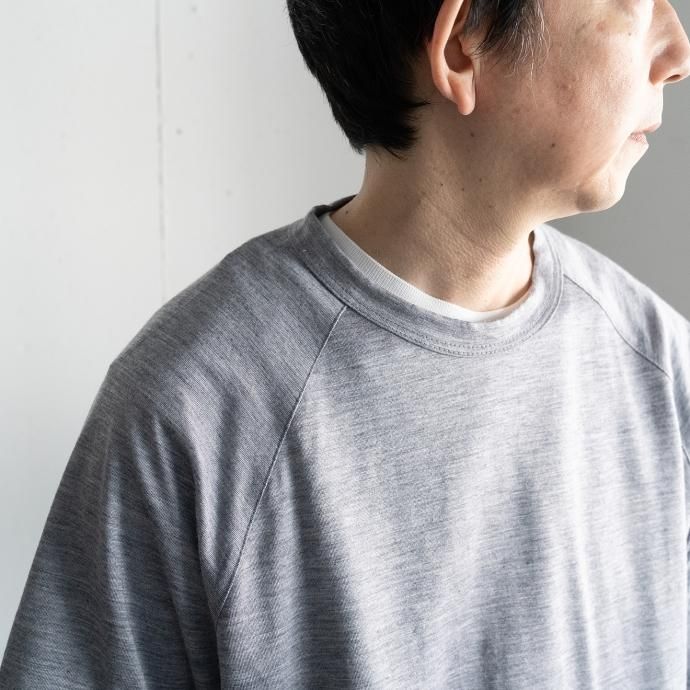 174316083 STILL BY HAND / CS03232 - GREY ラミーTシャツ<img class='new_mark_img2' src='https://img.shop-pro.jp/img/new/icons47.gif' style='border:none;display:inline;margin:0px;padding:0px;width:auto;' /> 02