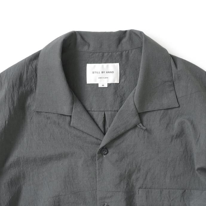 174486178 STILL BY HAND / SH01232 - CHARCOAL プルオーバー オープンカラー半袖シャツ 02