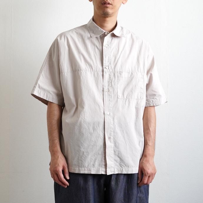 174487475 STILL BY HAND / SH02232 - LIGHT BEIGE ドルマンスリーブ半袖シャツ<img class='new_mark_img2' src='https://img.shop-pro.jp/img/new/icons47.gif' style='border:none;display:inline;margin:0px;padding:0px;width:auto;' /> 02