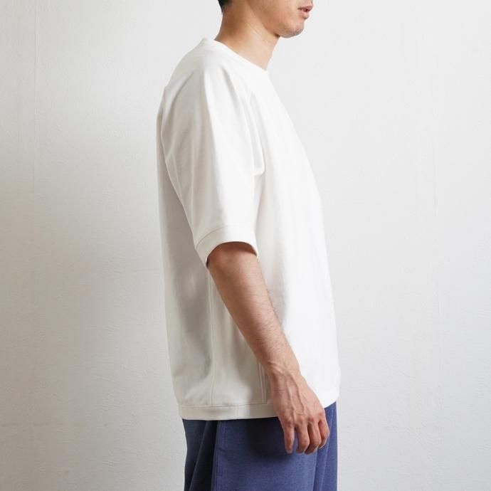 174690240 STILL BY HAND / CS01232 - WHITE ピボットスリーブTシャツ<img class='new_mark_img2' src='https://img.shop-pro.jp/img/new/icons47.gif' style='border:none;display:inline;margin:0px;padding:0px;width:auto;' /> 02