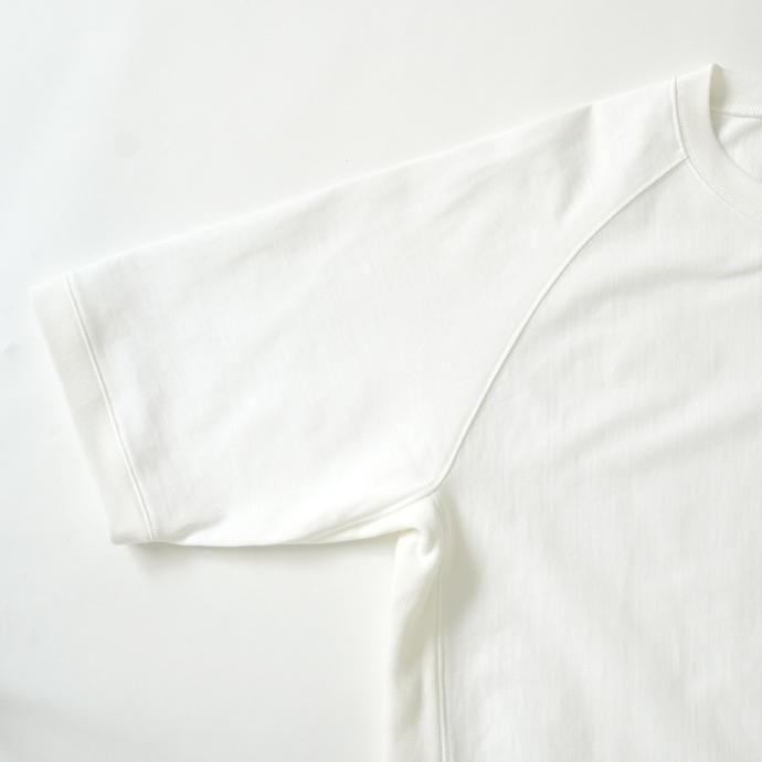 174690240 STILL BY HAND / CS01232 - WHITE ピボットスリーブTシャツ<img class='new_mark_img2' src='https://img.shop-pro.jp/img/new/icons47.gif' style='border:none;display:inline;margin:0px;padding:0px;width:auto;' /> 02