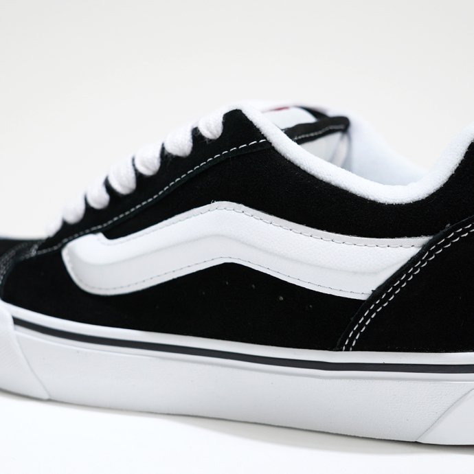 174939978 VANS / KNU SKOOL - Black/True White  ˥塼 ֥å VN0009QC6BT 02