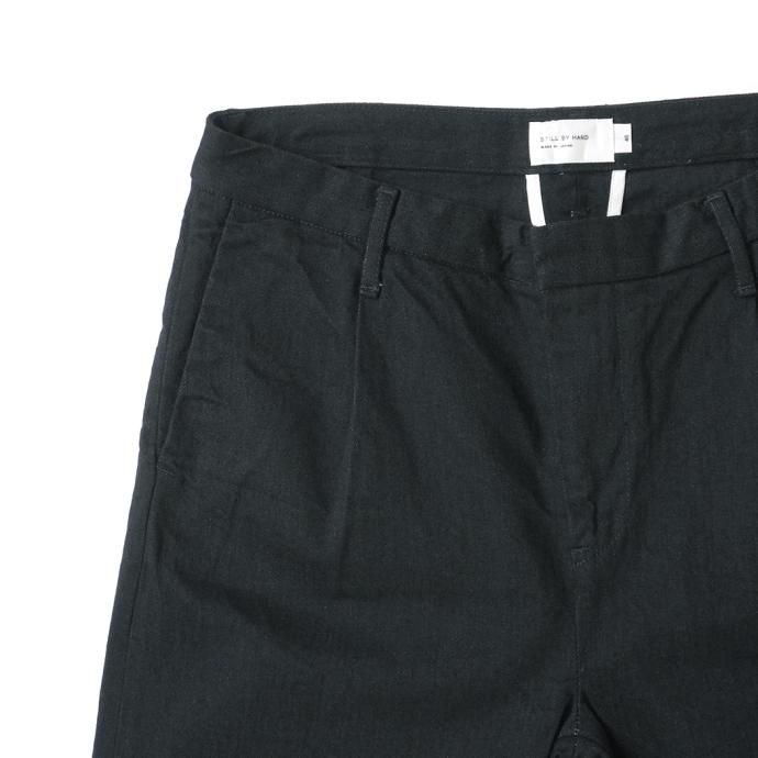 176885342 STILL BY HAND / DN03233 - BLACK ワンタックデニムパンツ 02