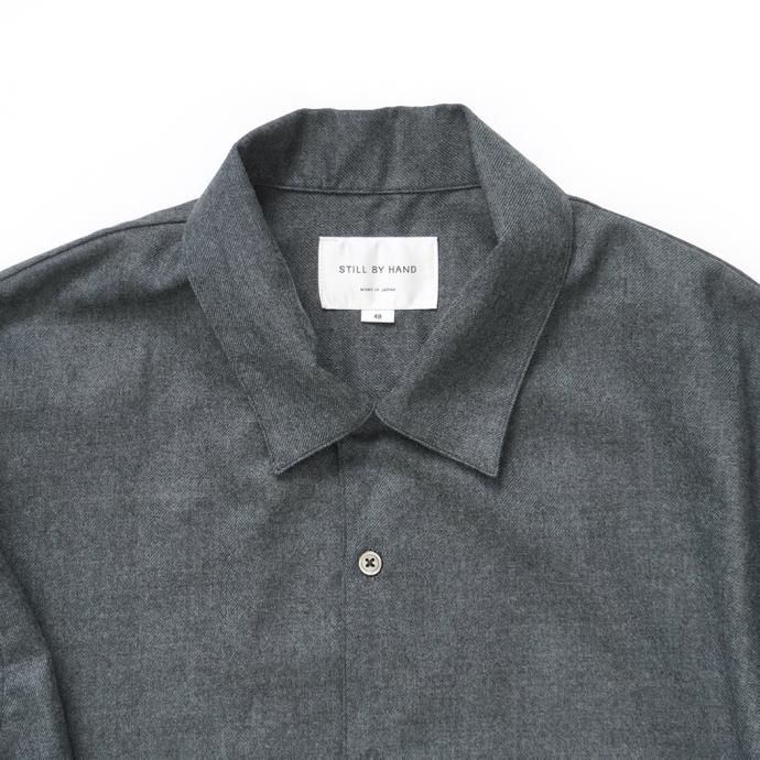 177049631 STILL BY HAND / SH04233 - BLUE CHARCOAL ウール オープンカラーシャツ 02