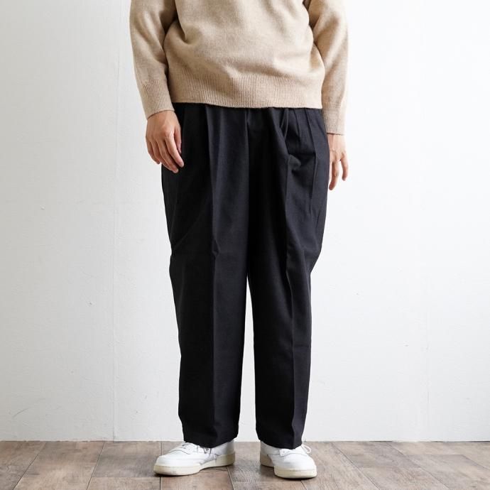 177049764 STILL BY HAND / PT04233 - CHARCOAL ディープタック センタープレスパンツ<img class='new_mark_img2' src='https://img.shop-pro.jp/img/new/icons47.gif' style='border:none;display:inline;margin:0px;padding:0px;width:auto;' /> 02