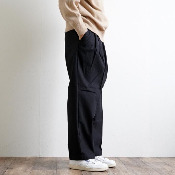 177049764 STILL BY HAND / PT04233 - CHARCOAL ディープタック センタープレスパンツ<img class='new_mark_img2' src='https://img.shop-pro.jp/img/new/icons47.gif' style='border:none;display:inline;margin:0px;padding:0px;width:auto;' /> 02