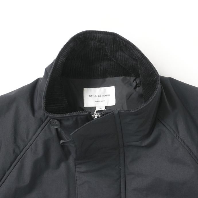 177320729 STILL BY HAND / CO02233 - BLACK シンサレートパデッド ナイロンハーフコート<img class='new_mark_img2' src='https://img.shop-pro.jp/img/new/icons47.gif' style='border:none;display:inline;margin:0px;padding:0px;width:auto;' /> 02
