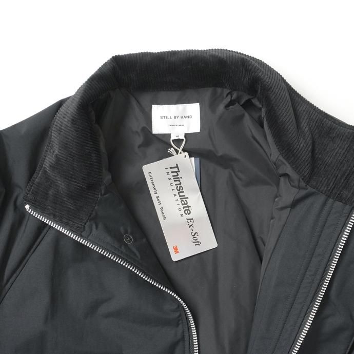 177320729 STILL BY HAND / CO02233 - BLACK シンサレートパデッド ナイロンハーフコート<img class='new_mark_img2' src='https://img.shop-pro.jp/img/new/icons47.gif' style='border:none;display:inline;margin:0px;padding:0px;width:auto;' /> 02