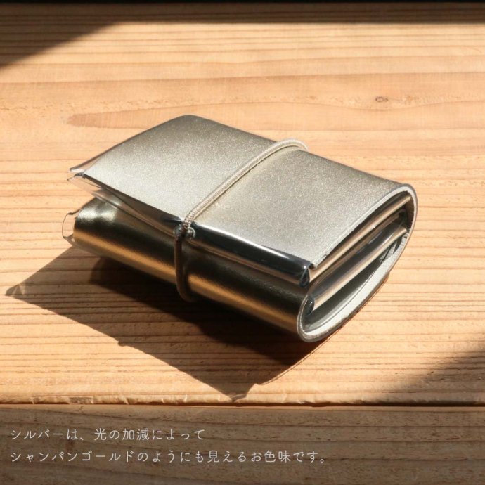 167671468 i ro se / SEAMLESS COMPACT WALLET PVC - SILVER 쥹ѥȥåPVC С ACC-SL13-P<img class='new_mark_img2' src='https://img.shop-pro.jp/img/new/icons47.gif' style='border:none;display:inline;margin:0px;padding:0px;width:auto;' /> 02