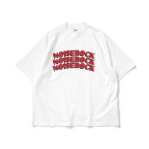 blurhms ROOTSTOCK / NOISE ROCK Print Tee WIDE - White bROOTS24S34A<img class='new_mark_img2' src='https://img.shop-pro.jp/img/new/icons47.gif' style='border:none;display:inline;margin:0px;padding:0px;width:auto;' />