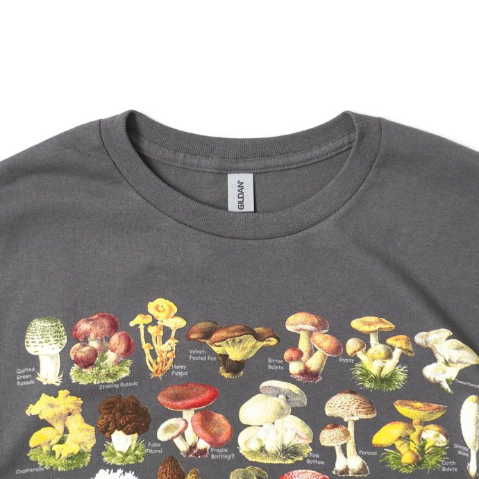 180488807 Atlas Screen Printing / Wild Cotton Tee / Ultimate Mushroom Guide - Charcoal Υ ץT<img class='new_mark_img2' src='https://img.shop-pro.jp/img/new/icons47.gif' style='border:none;display:inline;margin:0px;padding:0px;width:auto;' /> 02
