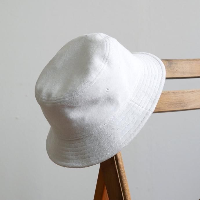 180997748 AS Colour / TERRY BUCKET HAT - White ƥ꡼ Хåȥϥå ۥ磻 ѥǺ<img class='new_mark_img2' src='https://img.shop-pro.jp/img/new/icons47.gif' style='border:none;display:inline;margin:0px;padding:0px;width:auto;' /> 02