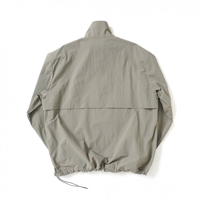 STILL BY HAND スティルバイハンド / BL07243 - KHAKI BEIGE ナイロン プルオーバージャケット